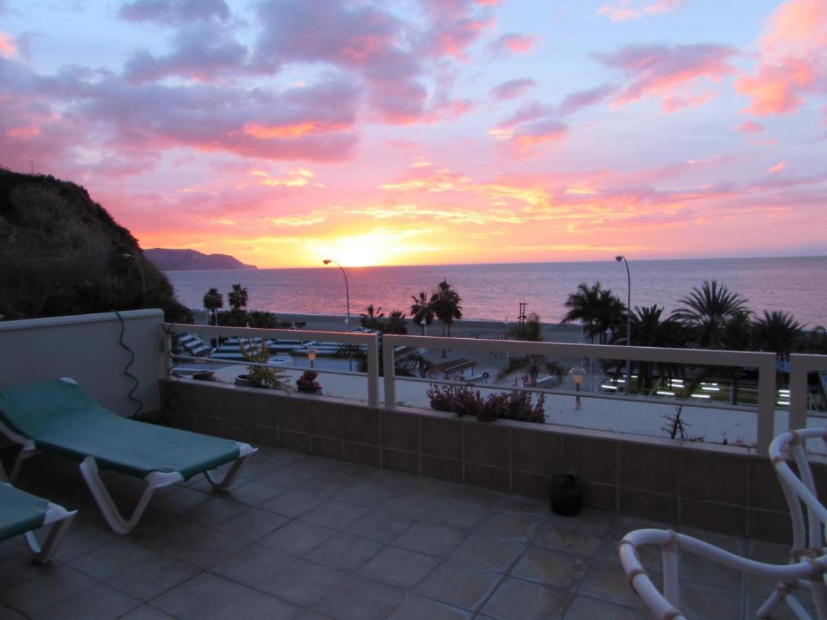 Appartement Nerja 1ª Linea De Playa De Burriana , Terraza Grande Al Mar Extérieur photo